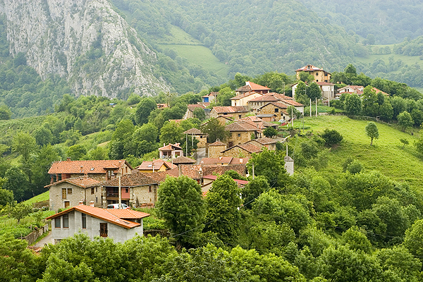 Hamlet in the Ponga area, Asturias